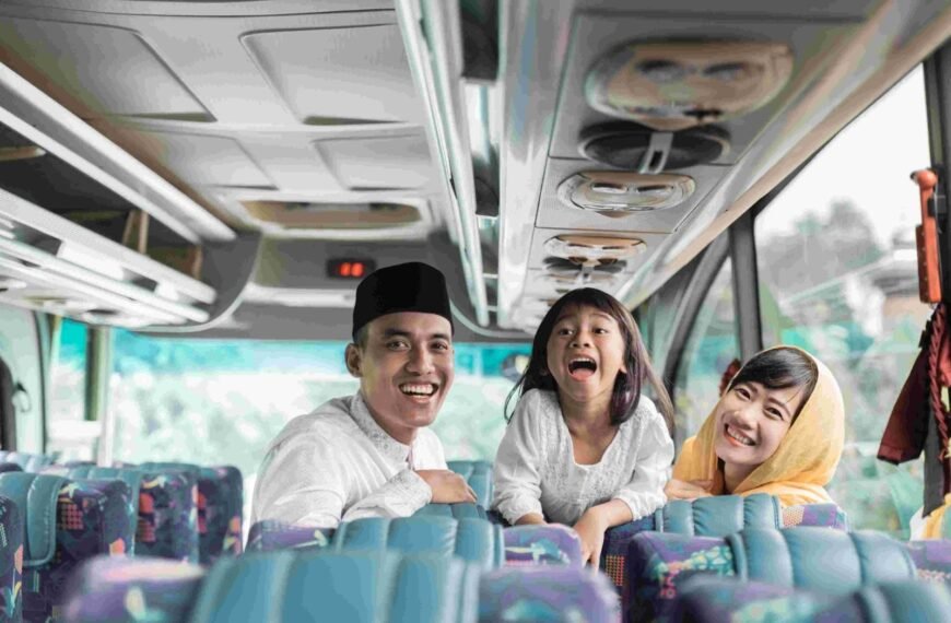 The Tech Behind Online Bus Ticket Booking Systems